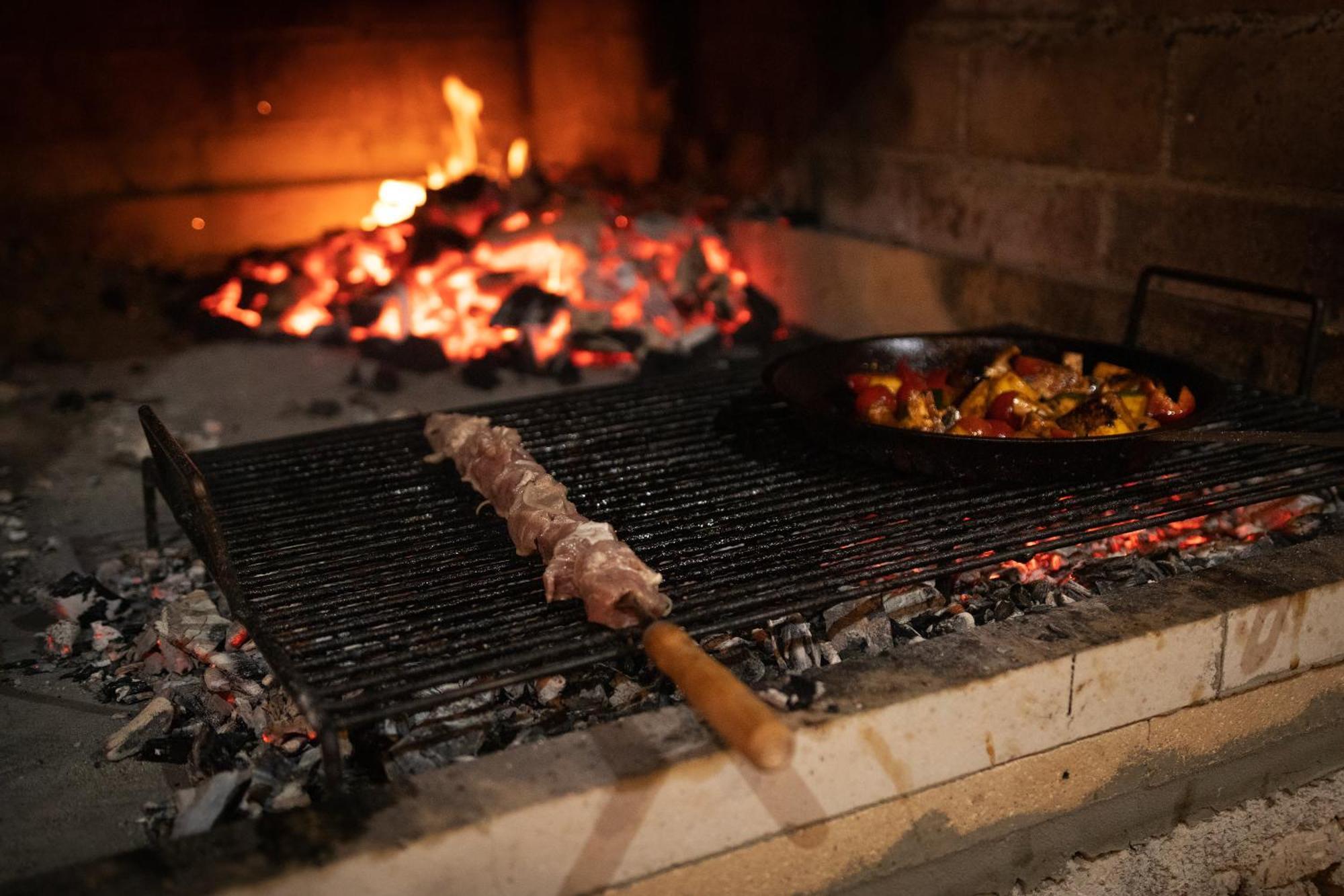 סוטיבאן Taverna & Rooms מראה חיצוני תמונה